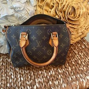Authentic Louis Vuitton Speedy 25